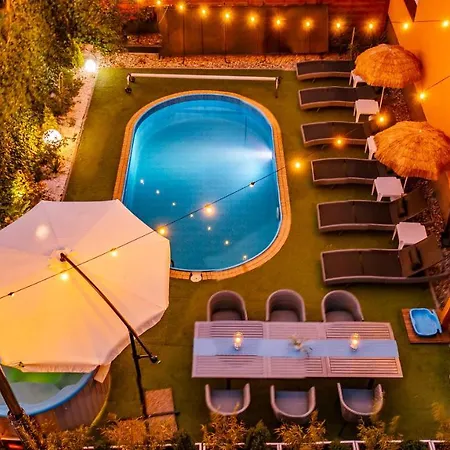 Apartament Inosasino Z Basenem I Sauną