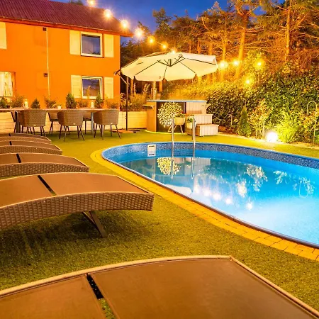 Apartament Inosasino Z Basenem I Sauną